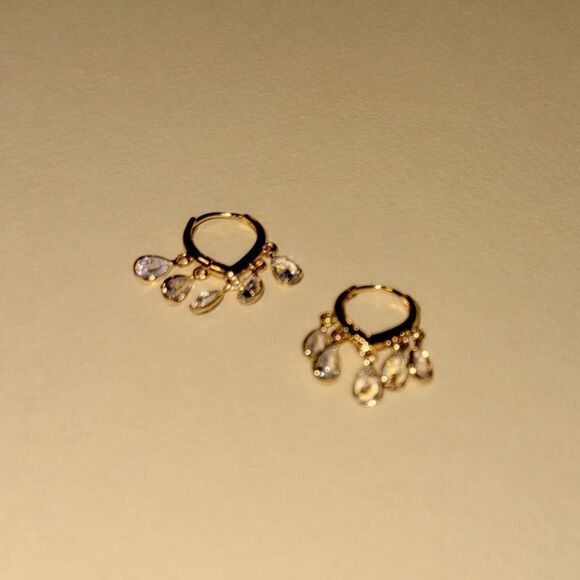 Crystal hoop earrings M625 - Picture 3 of 4